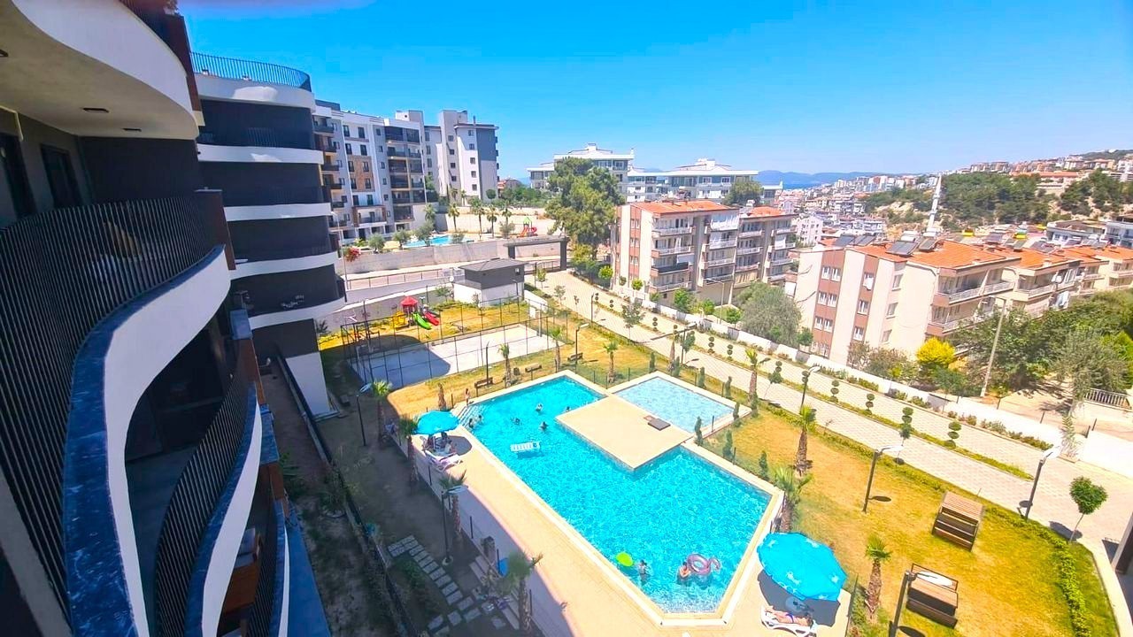 LUXURY 2-BEDROOM APARTMENT IN A SECURE RESIDENTIAL COMPLEX WITH SWIMMING POOL