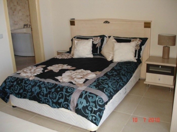 4 bedroomed luxury detached villa with 1300 sqm pool