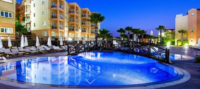 2 Bed Furnished Apartment in Golf & Spa Resort Kusadasi