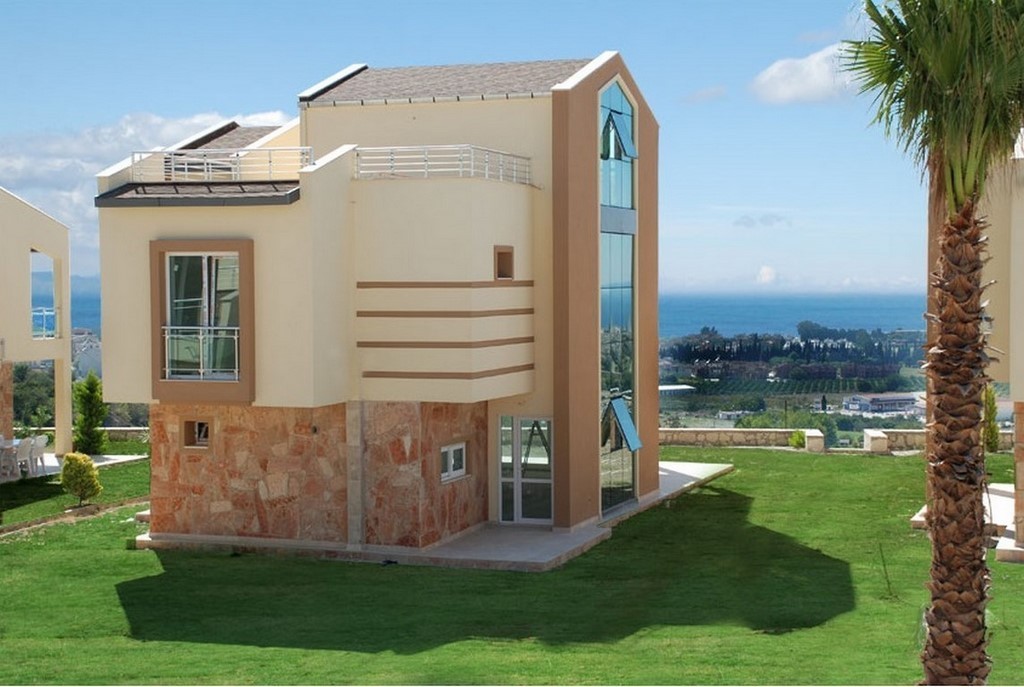 Detached Villas with Perfect Sea View in Kusadasi