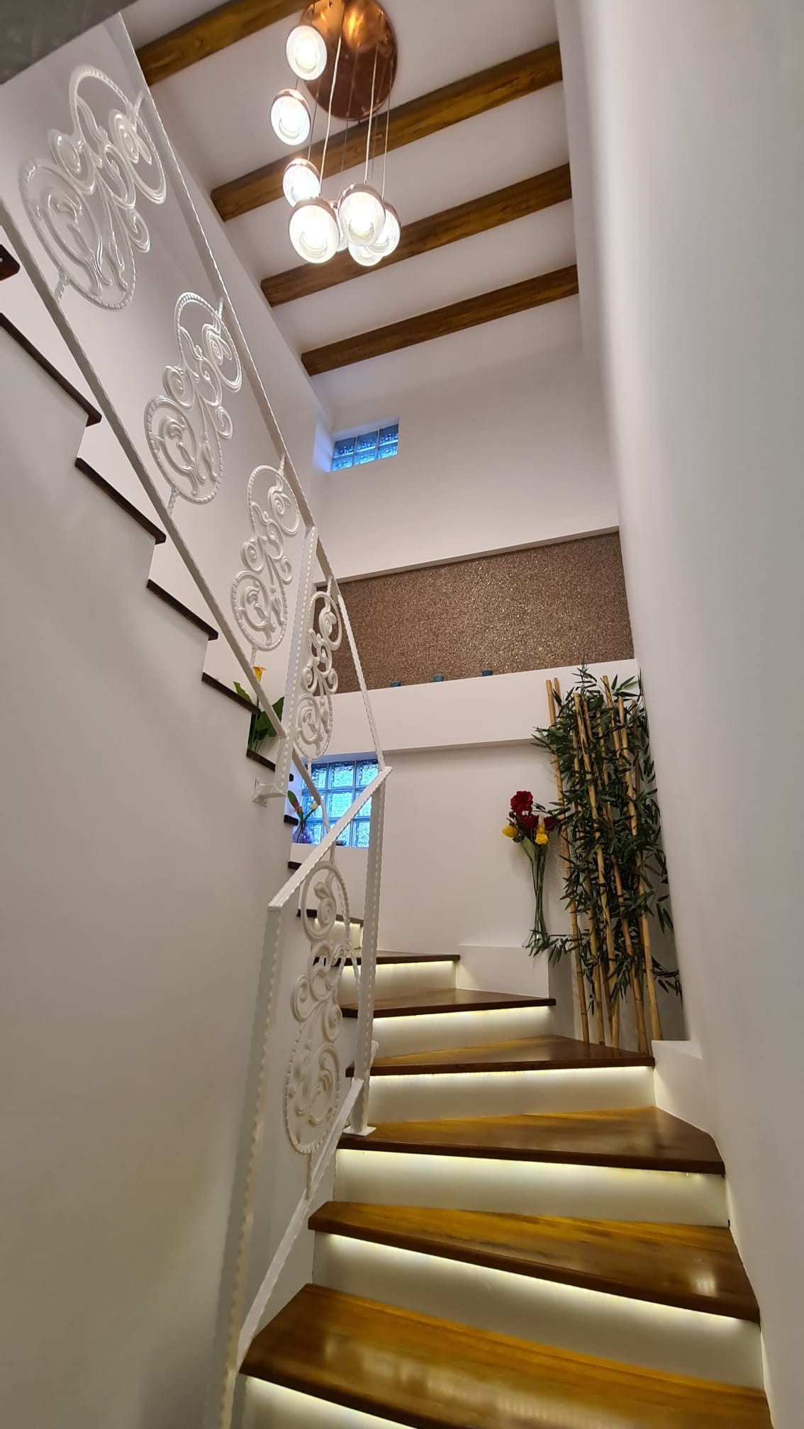 DETACHED NATURE VILLA'S 4 BEDROOM , CLOSE TO THE BEACH