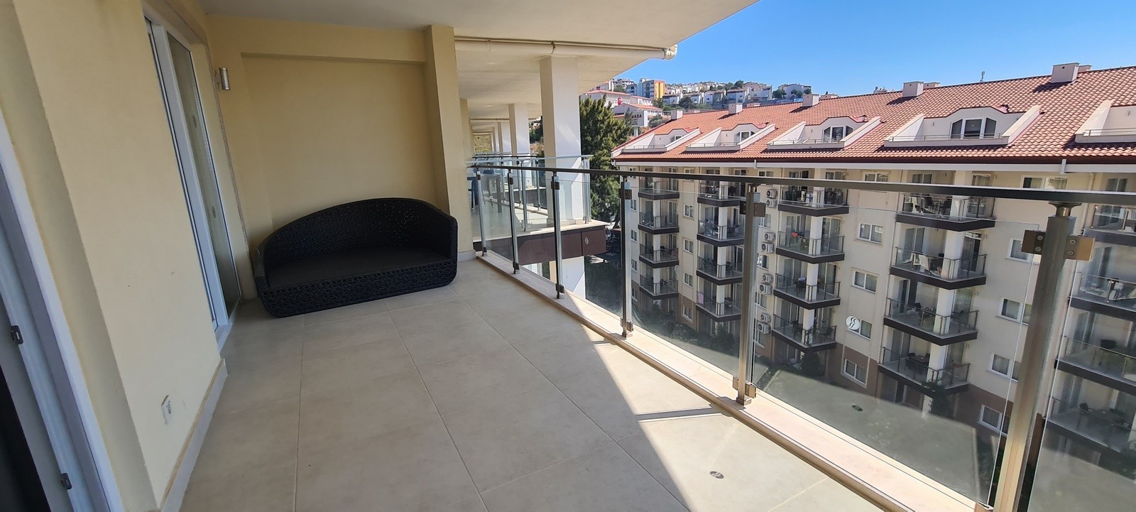 Luxury Furnished 3 Bed Unit in Beachfront Project Kusadasi