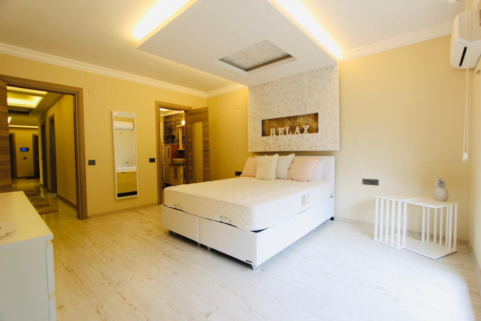 4 Bed 250m2 Apartment in Trend Royal Residence Kusadasi for Sale