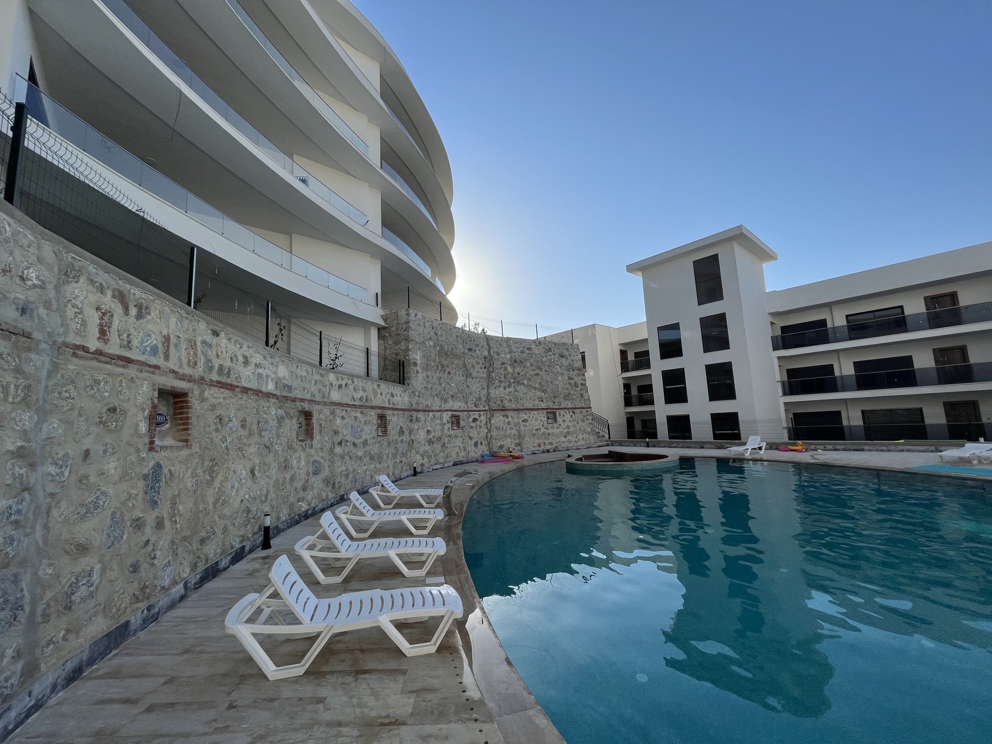 KUSADASI AN EXTRAORDINARY PROJECT 3+1 VERY CENTRAL LOCATION
