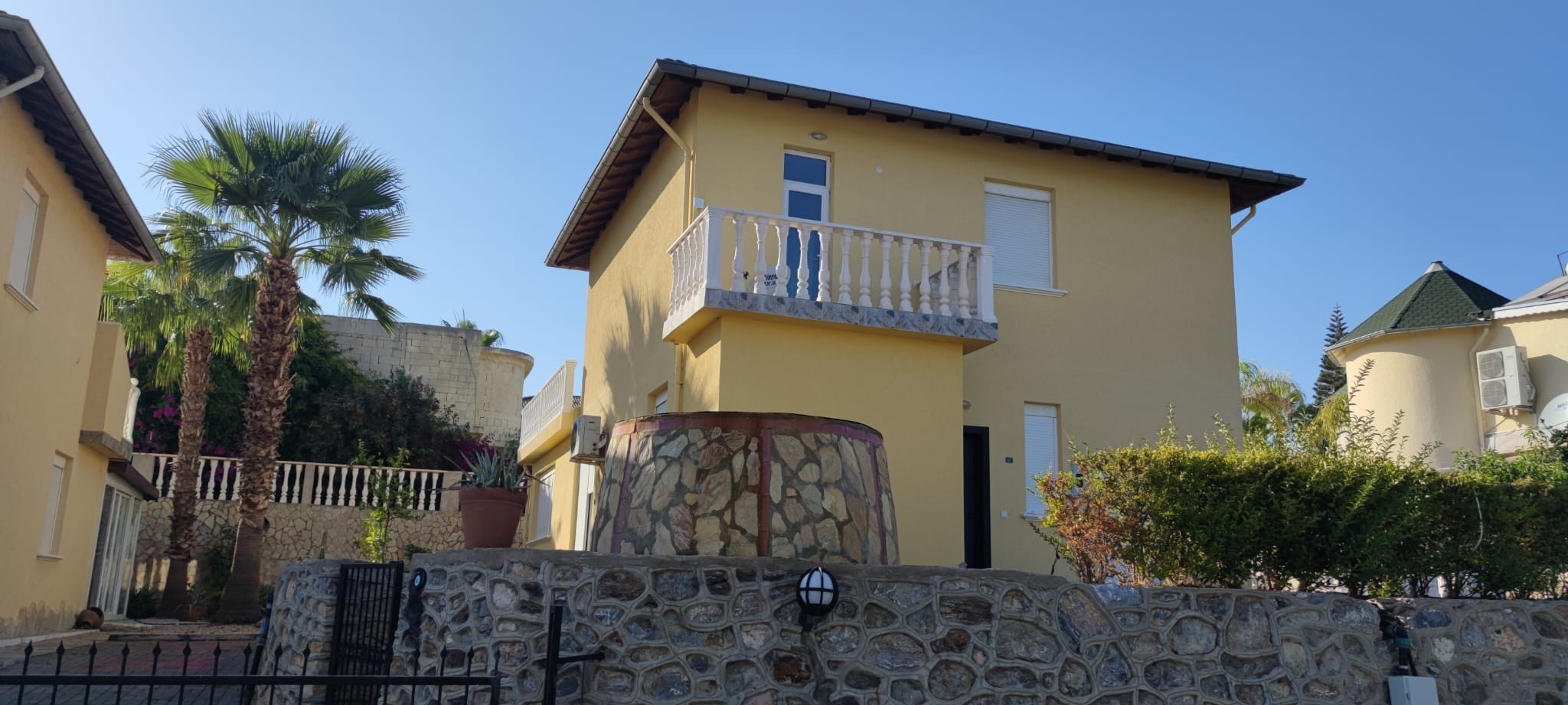Villa for sale