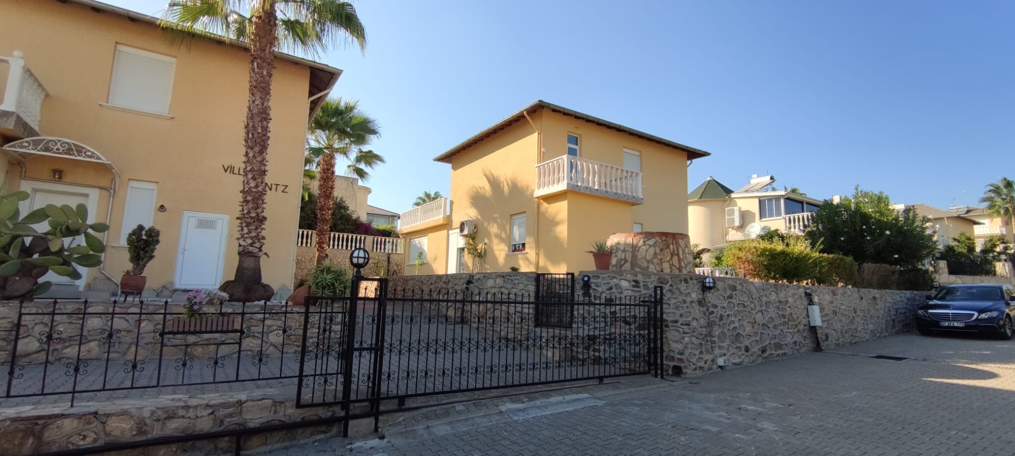 Villa for sale