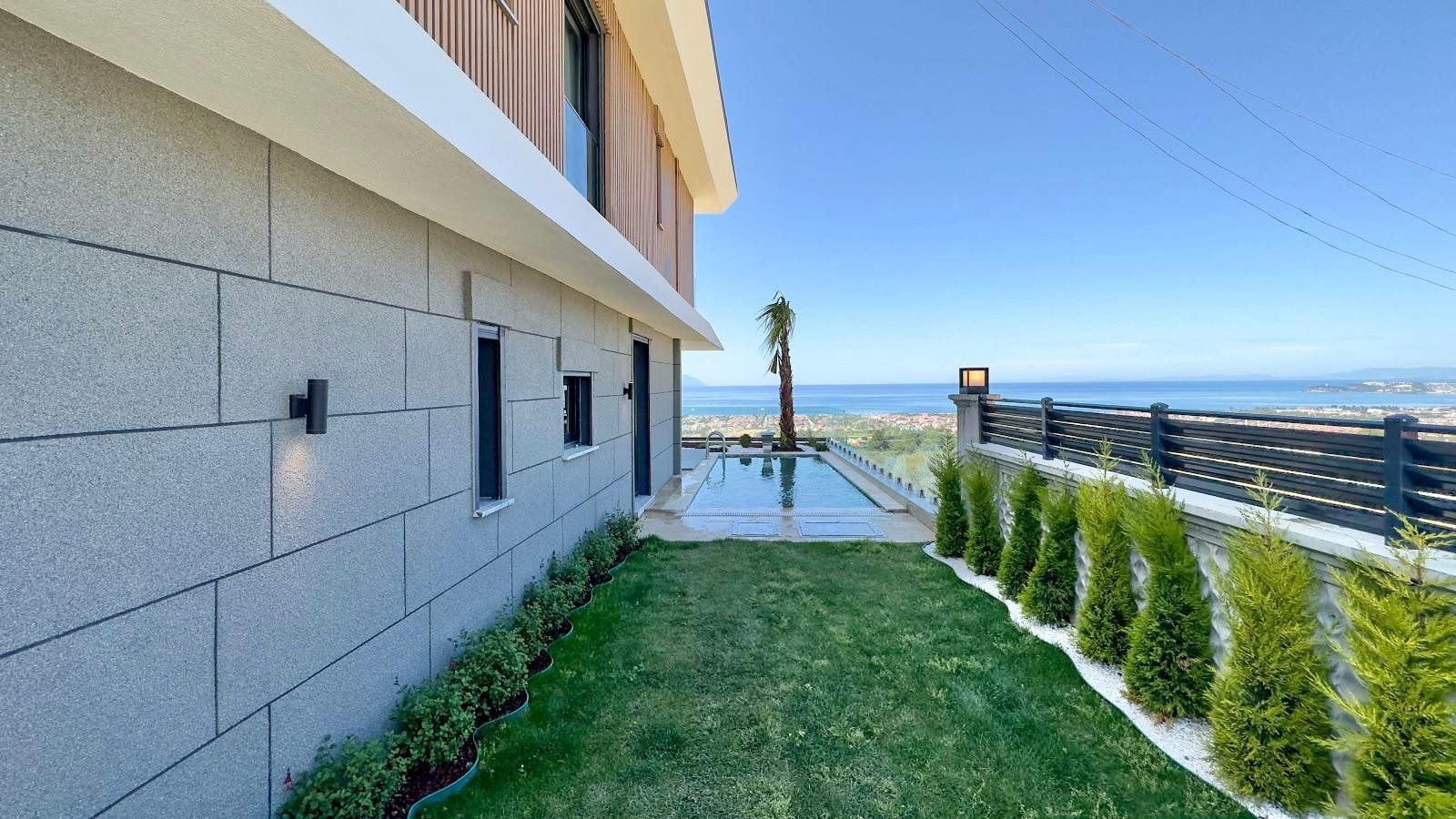 Luxury and Modern Comfort: Exclusive Villa for Sale