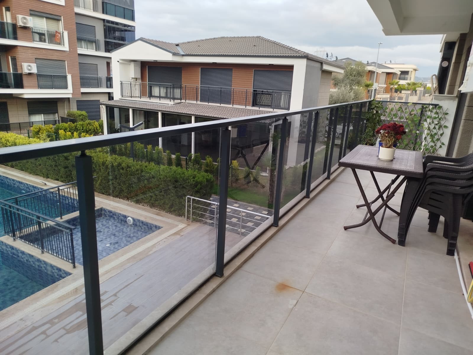 À vendre : une excellente opportunité, appartement 2+1 avec 2 chambres et 2 salles de bain