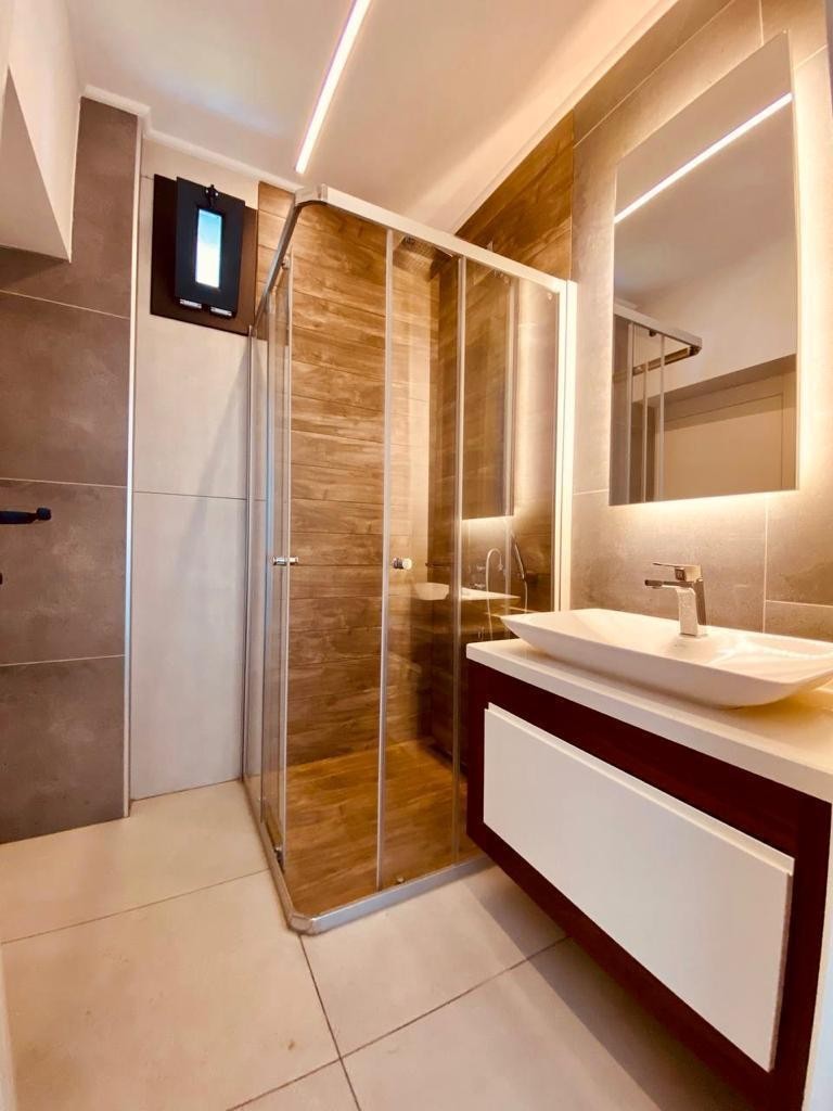 Престижная ультра-роскошная вилла на участке 540 м² в самом сердце Кушадасы