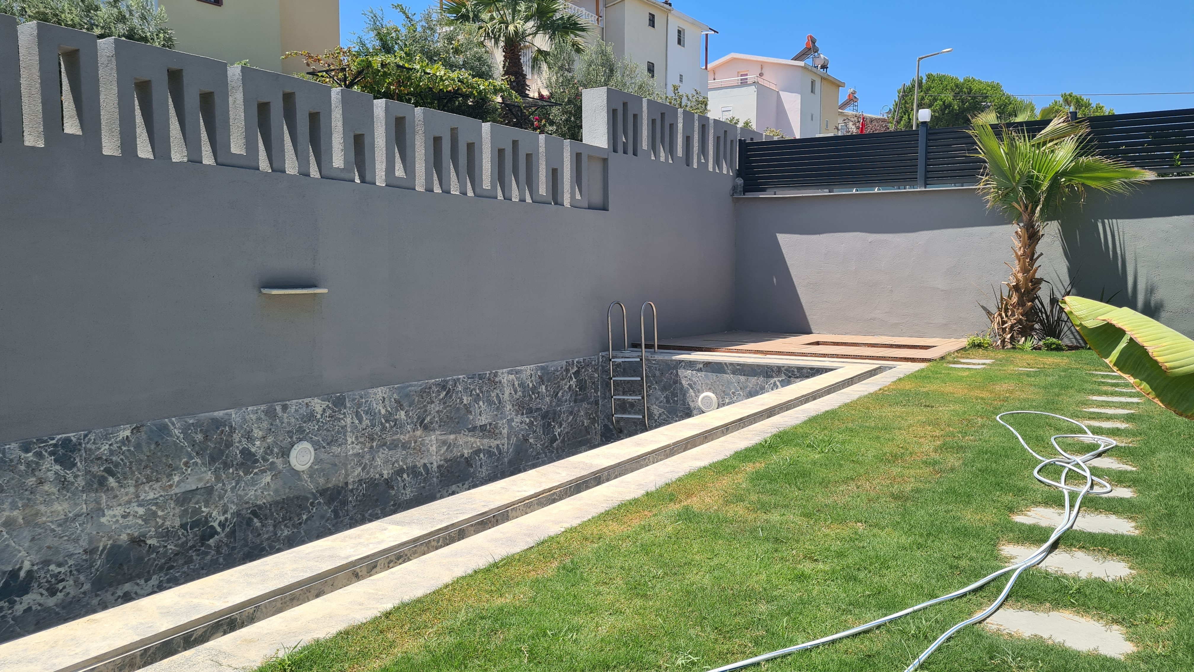 GREEN BEACH BEACH FRONT VILLAS FROM OFF-PLAN STUNNING LOCATION