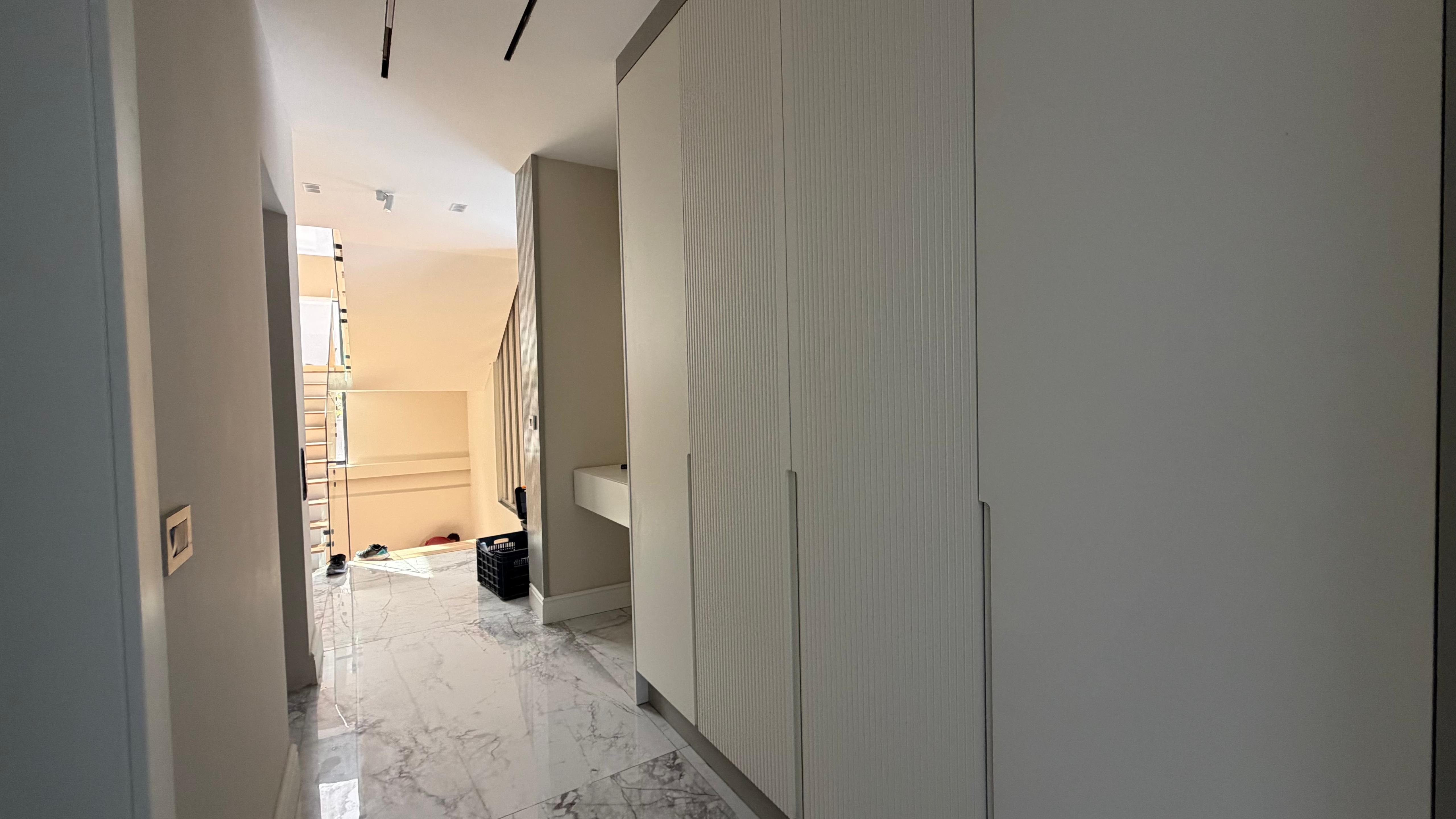 LUXURY MODERN VILLA FOR SALE WITHIN WALKING DISTANCE OF THE SEA IN EGE NEIGHBORHOOD, KUŞADASI