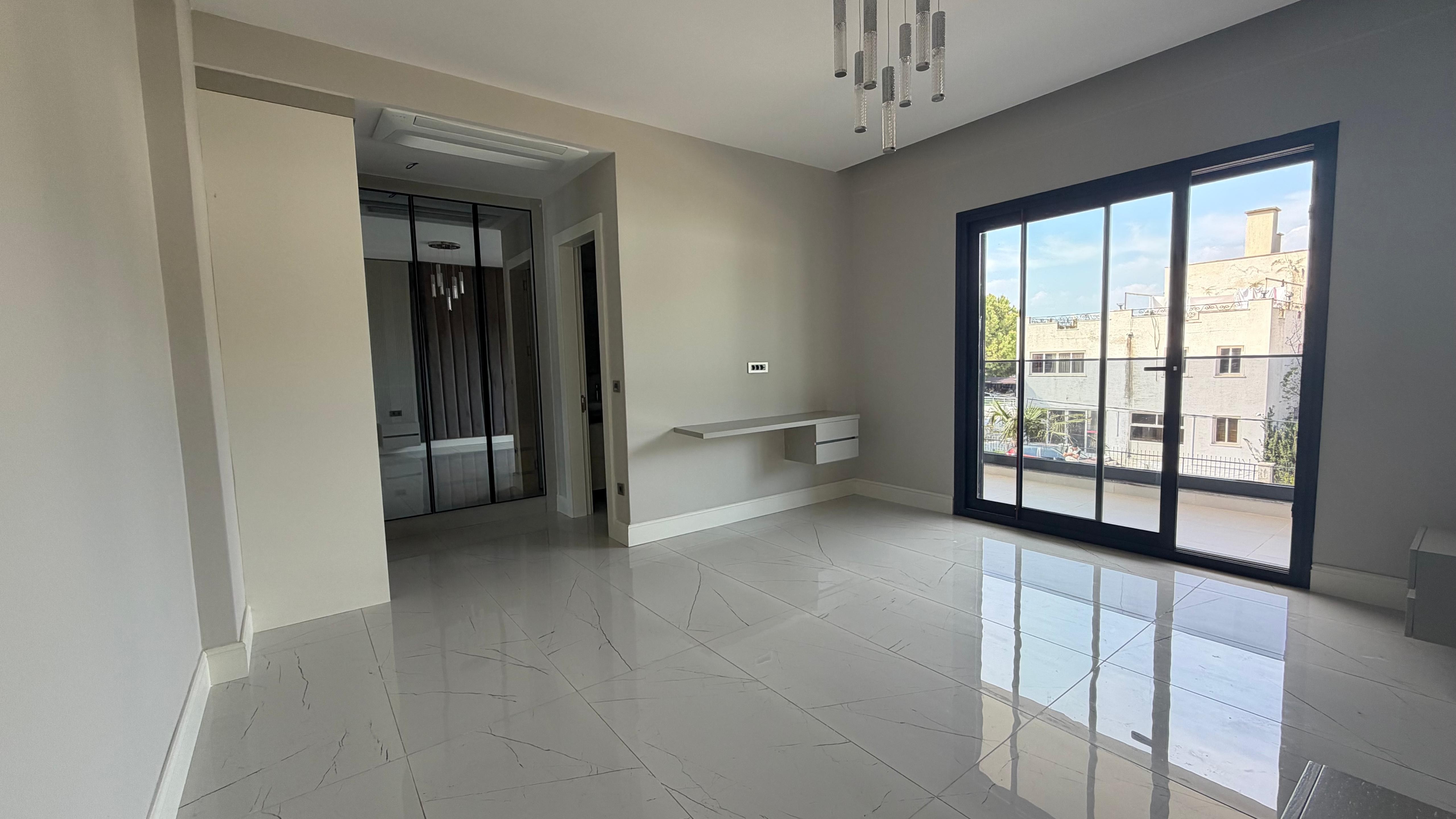 LUXURY MODERN VILLA FOR SALE WITHIN WALKING DISTANCE OF THE SEA IN EGE NEIGHBORHOOD, KUŞADASI