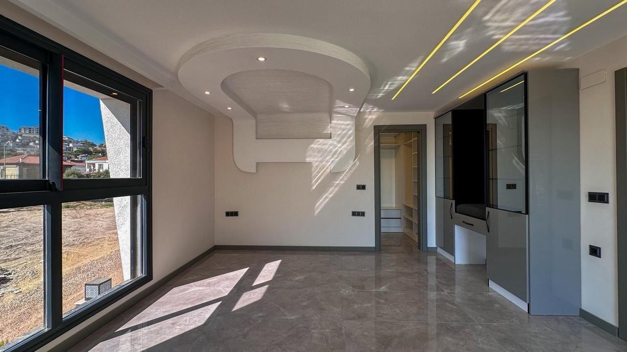 LUXURY & EXCLUSIVE DESIGN VILLA IN KADINLAR DENİZİ, KUŞADASI