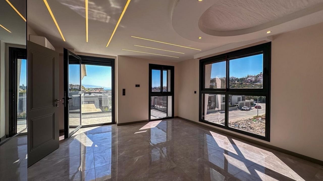 LUXURY & EXCLUSIVE DESIGN VILLA IN KADINLAR DENİZİ, KUŞADASI