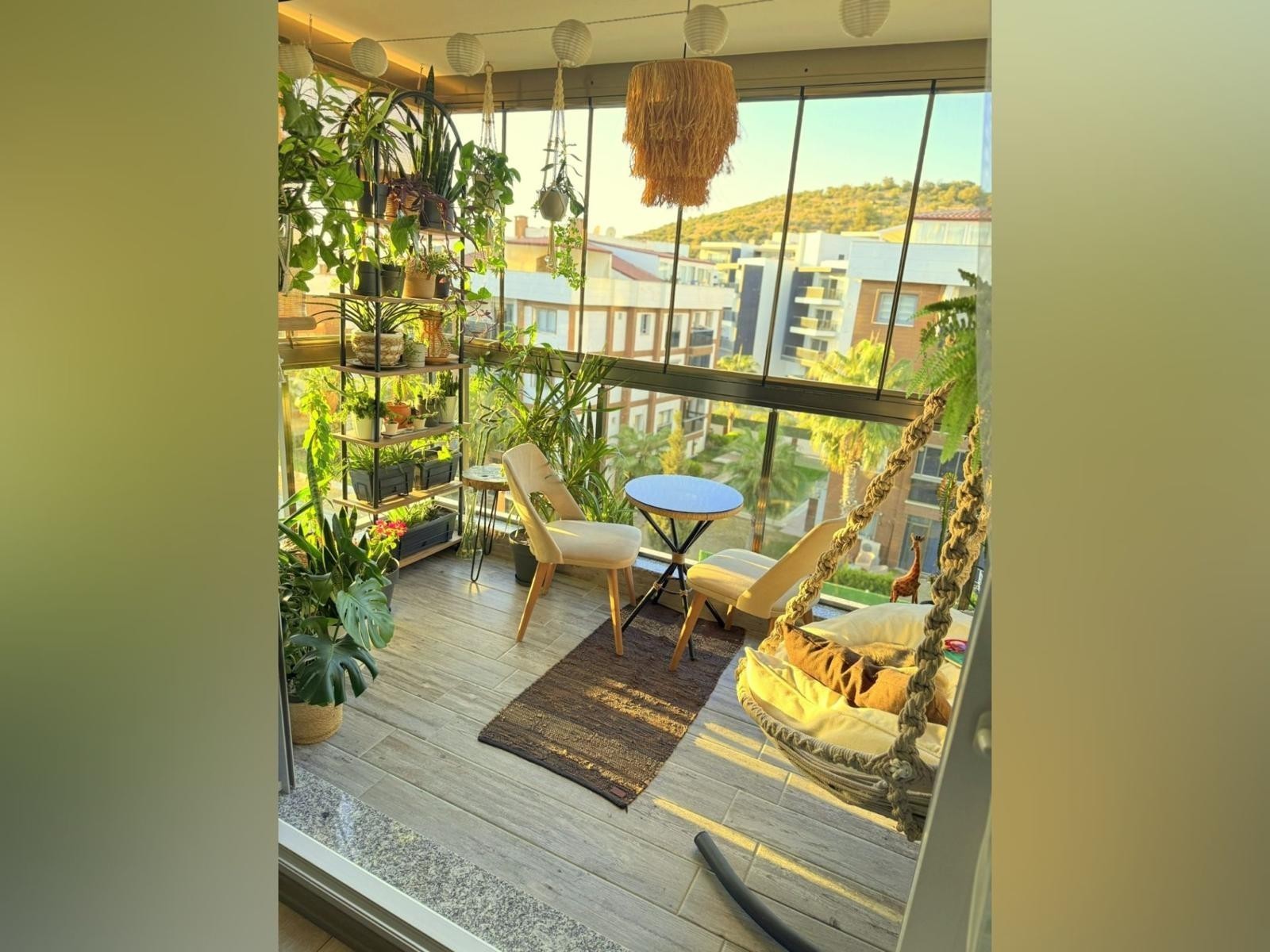 Modern Comfort & Award-Winning Design – 1 Bedroom 2 Bathrooms Gem in Prime Location in Kusadasi !