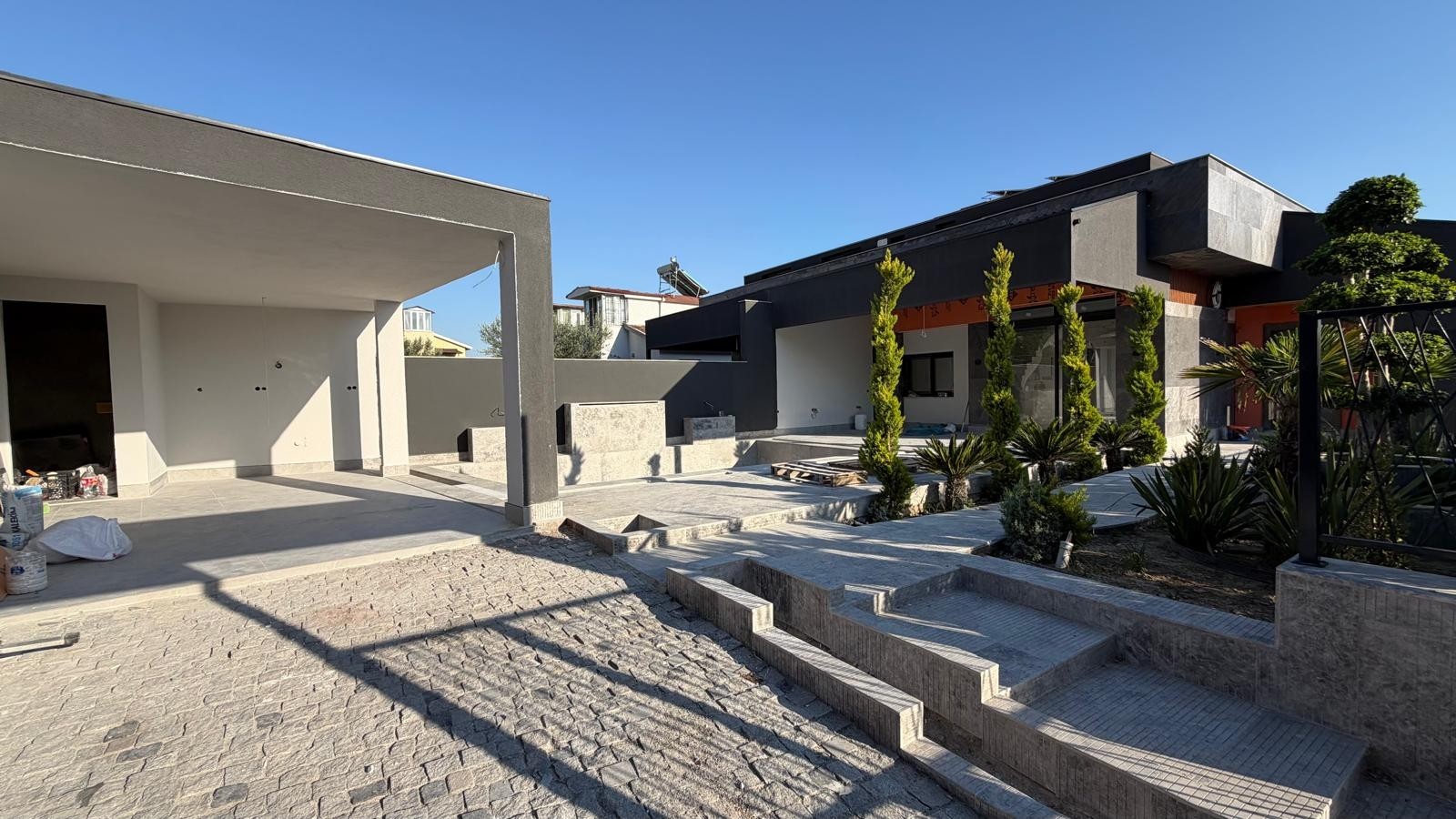 EXCLUSIVE LUXURY PENTHOUSE DUPLEX WITH PANORAMIC SEA VIEWS | 243 m² INCLUDING TERRACE | PRIME KUŞADASI LOCATION