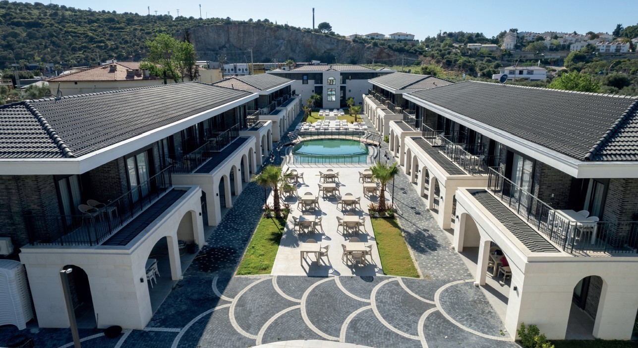 COUNTRY STYLE DESIGNED 2+1 APARTMENT WITH POOL VIEW IN KUŞADASI