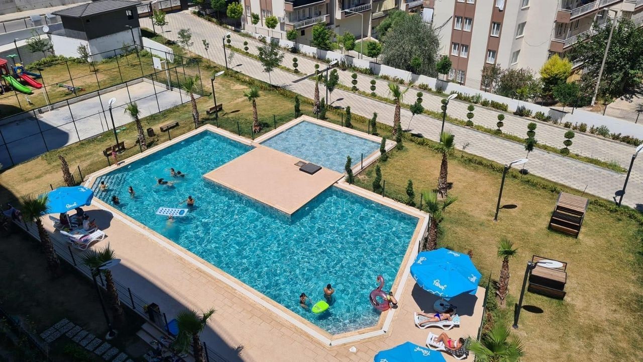 LUXURY 2-BEDROOM APARTMENT IN A SECURE RESIDENTIAL COMPLEX WITH SWIMMING POOL
