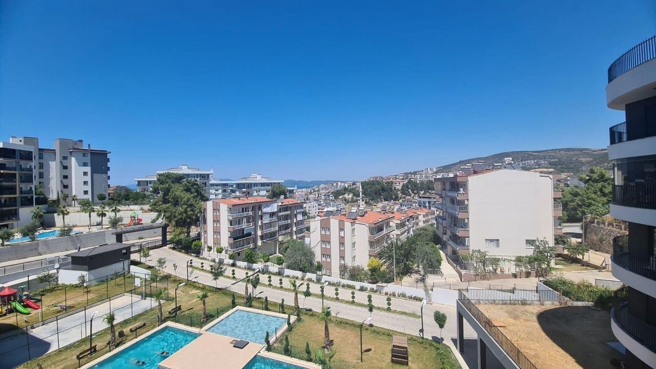 LUXURY 2-BEDROOM APARTMENT IN A SECURE RESIDENTIAL COMPLEX WITH SWIMMING POOL