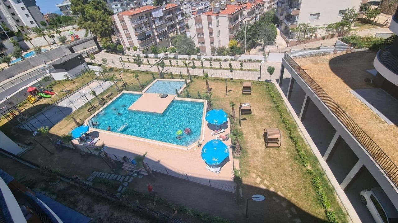 LUXURY 2-BEDROOM APARTMENT IN A SECURE RESIDENTIAL COMPLEX WITH SWIMMING POOL