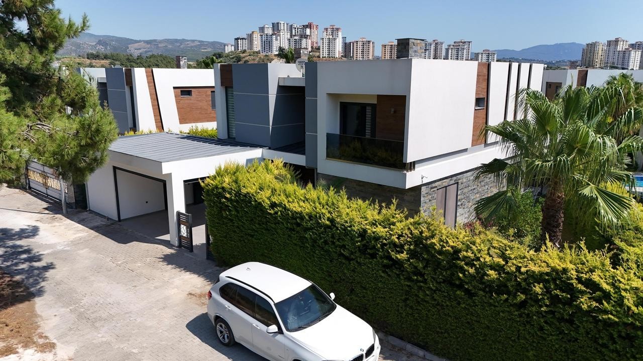 EXCLUSIVE, LUXURIOUS, AND MODERN LIVING IN KUŞADASI!