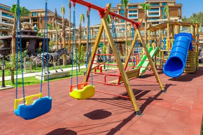 4 Bed 250m2 Apartment in Trend Royal Residence Kusadasi for Sale