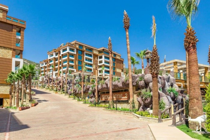 4 Bed 250m2 Apartment in Trend Royal Residence Kusadasi for Sale