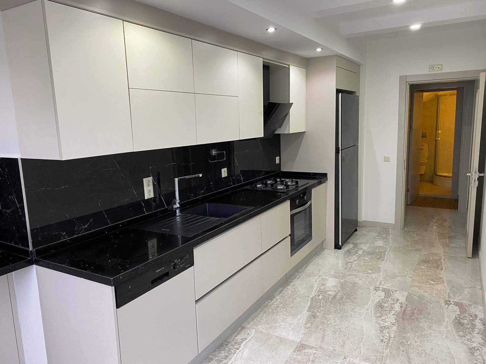 CLOSE TO THE CITY CENTER AFFORDABLE PRICES BRAND NEW APARTMENTS