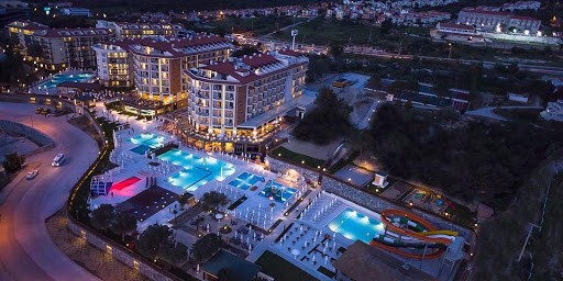 Luxury Furnished 3 Bed Unit in Beachfront Project Kusadasi