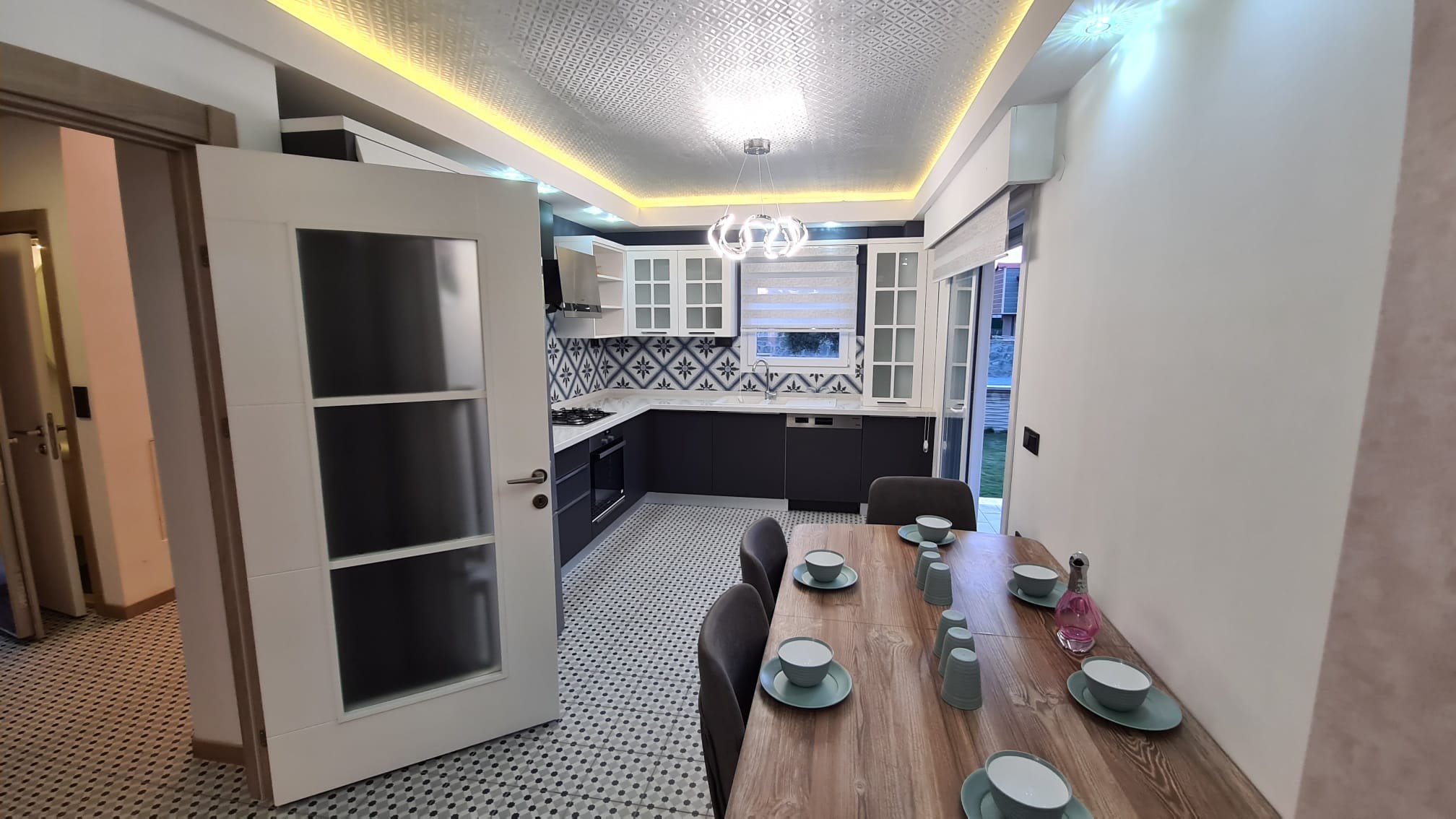 DETACHED NATURE VILLA'S 4 BEDROOM , CLOSE TO THE BEACH