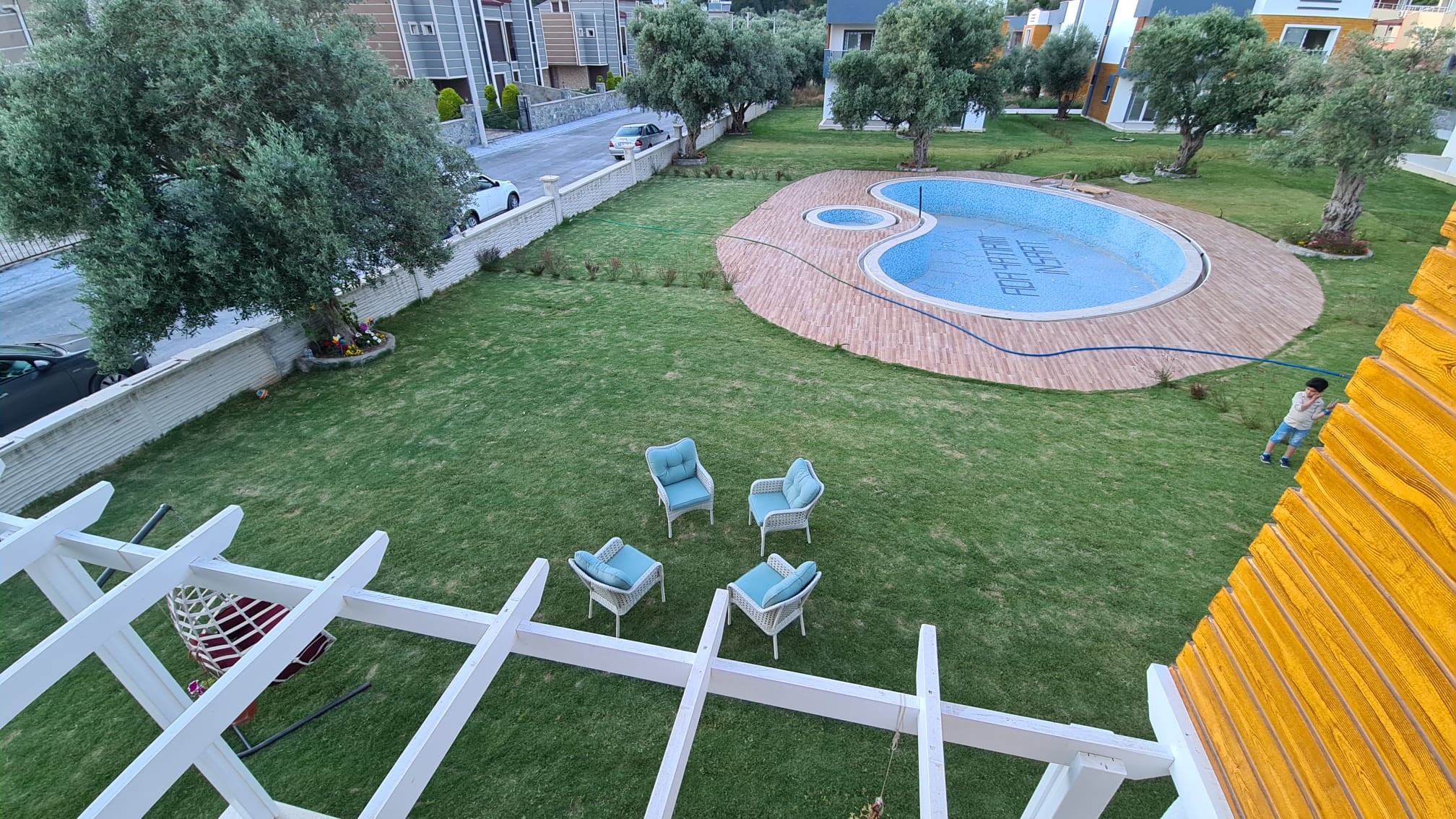 DETACHED NATURE VILLA'S 4 BEDROOM , CLOSE TO THE BEACH