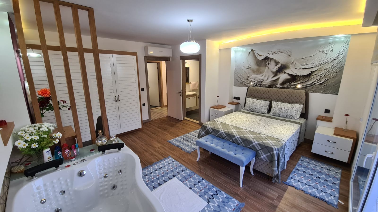 DETACHED NATURE VILLA'S 4 BEDROOM , CLOSE TO THE BEACH