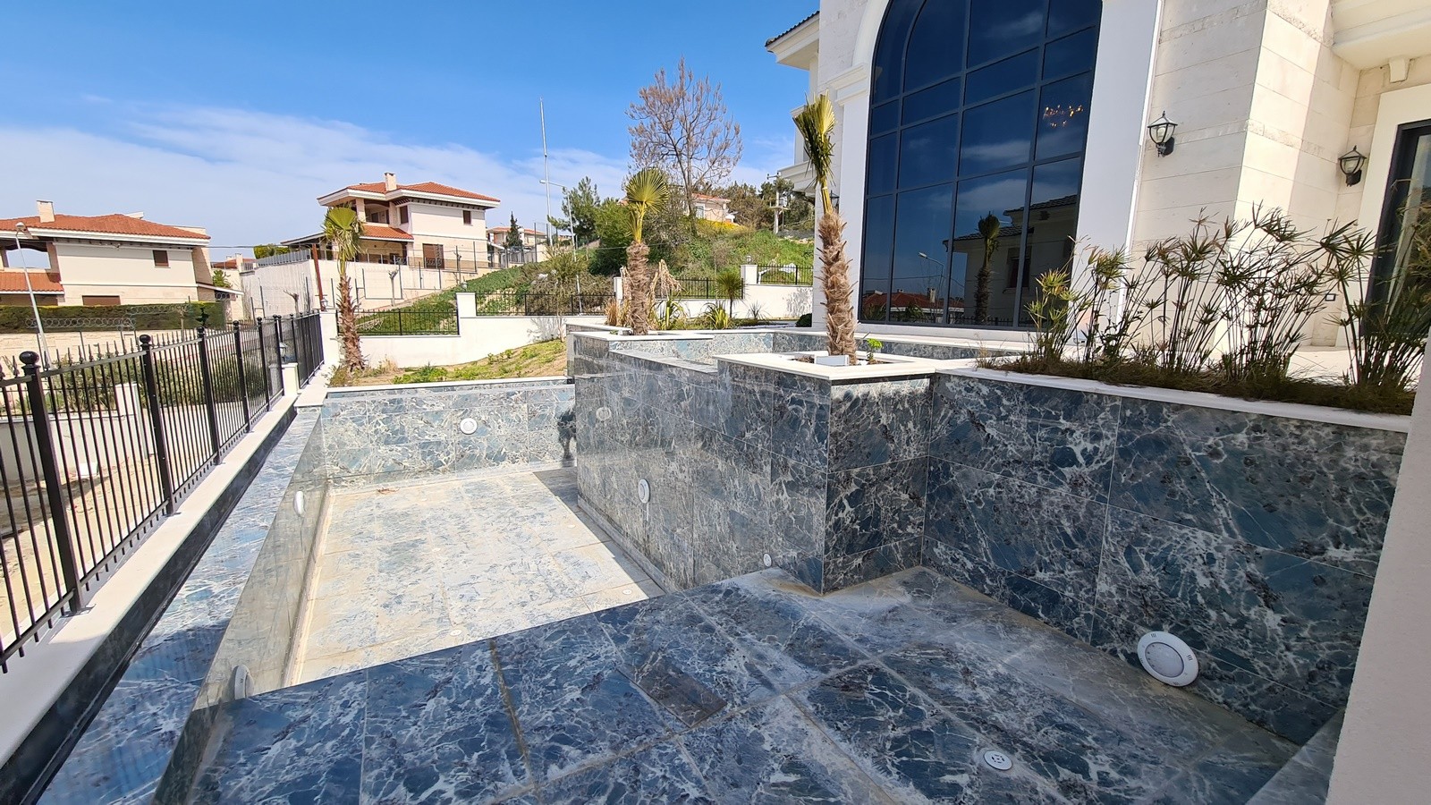4 Bedroom Brand New Detached Villas for Sale in Kusadasi