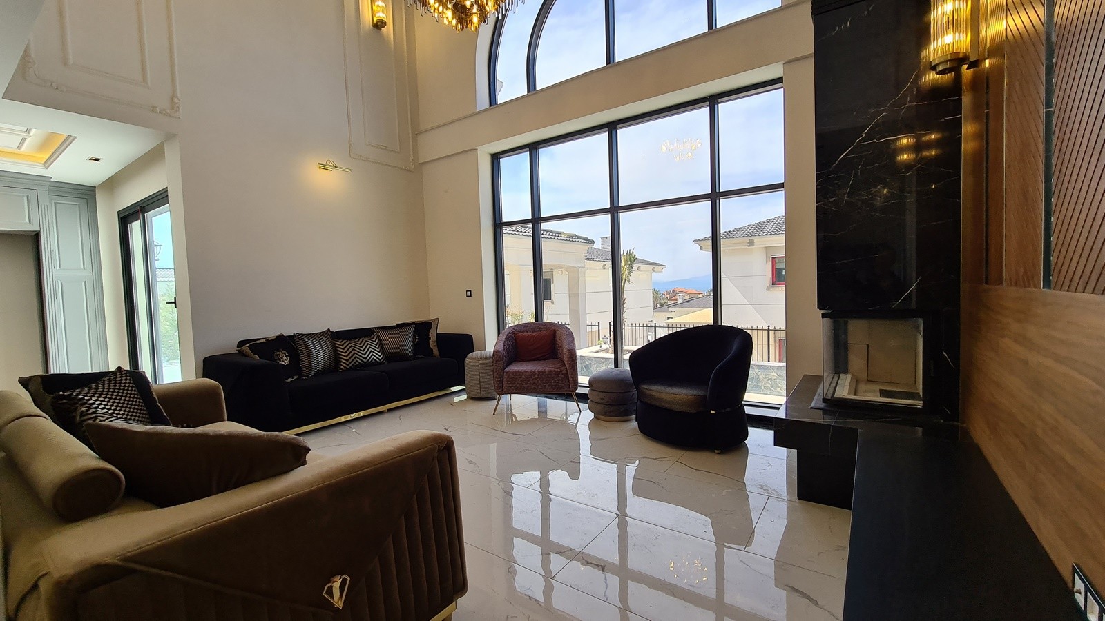 4 Bedroom Brand New Detached Villas for Sale in Kusadasi
