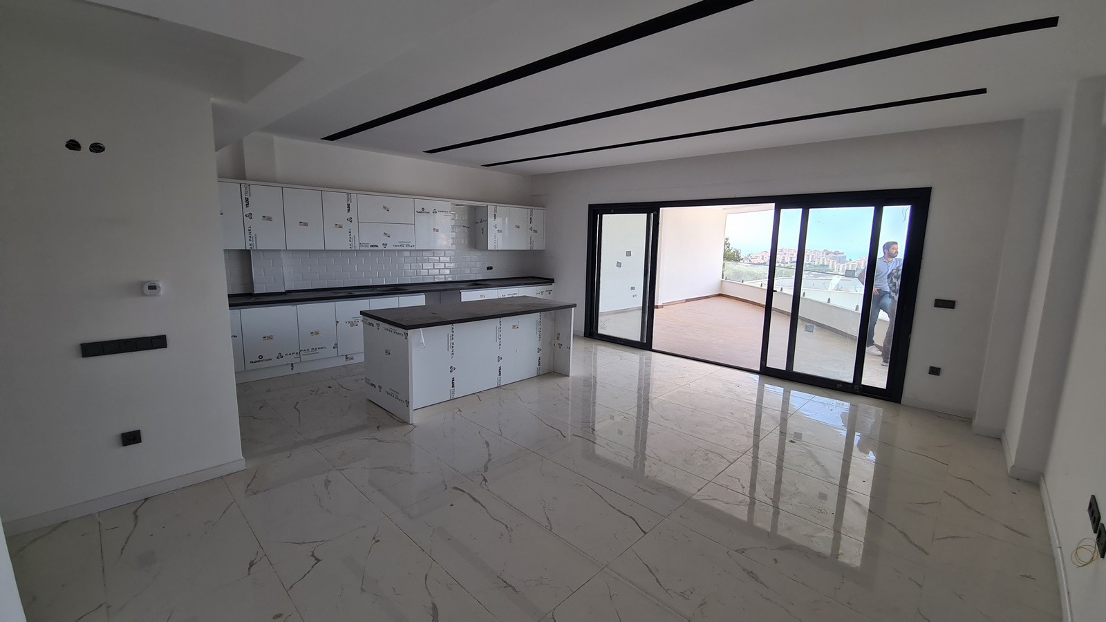 KUSADASI AN EXTRAORDINARY PROJECT 3+1 VERY CENTRAL LOCATION