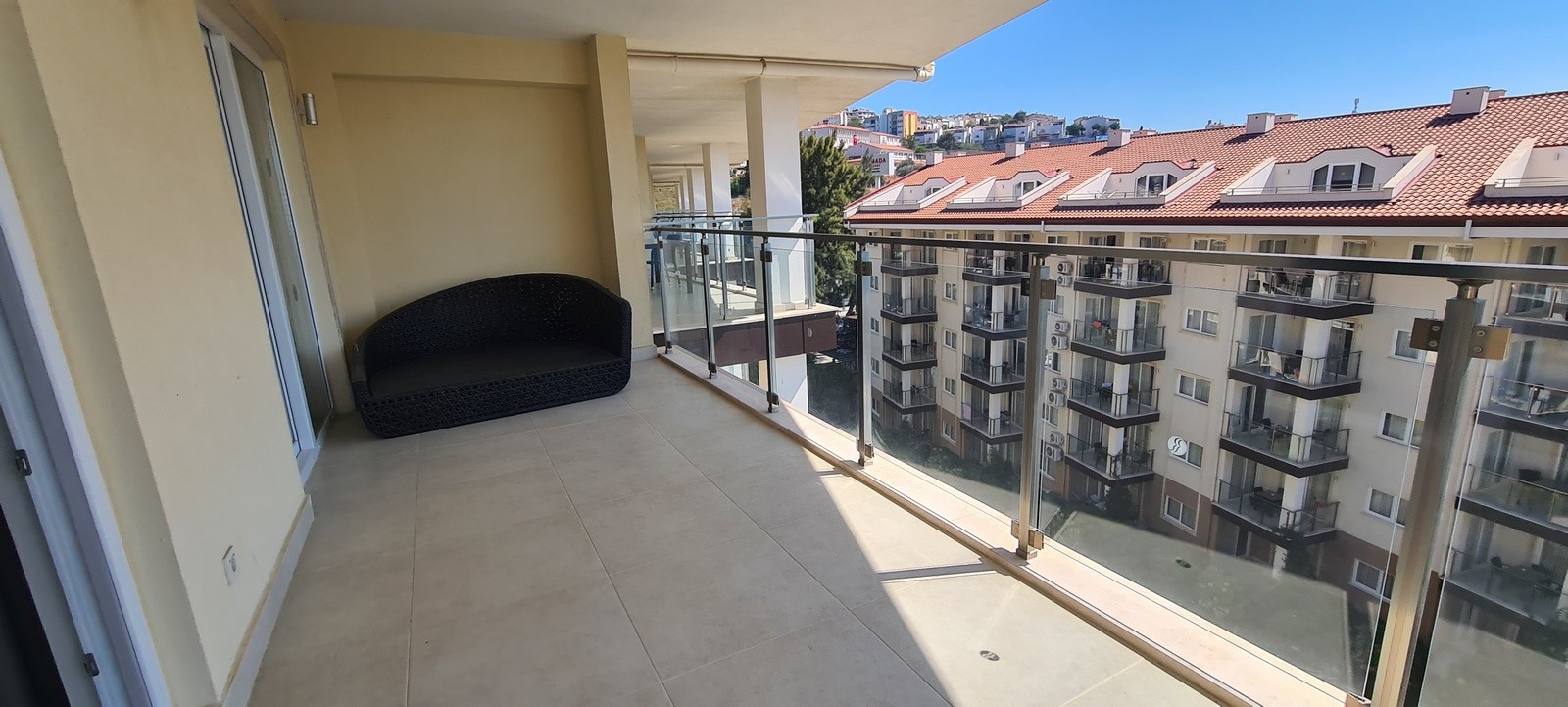 Luxury Furnished 3 Bed Unit in Beachfront Project Kusadasi