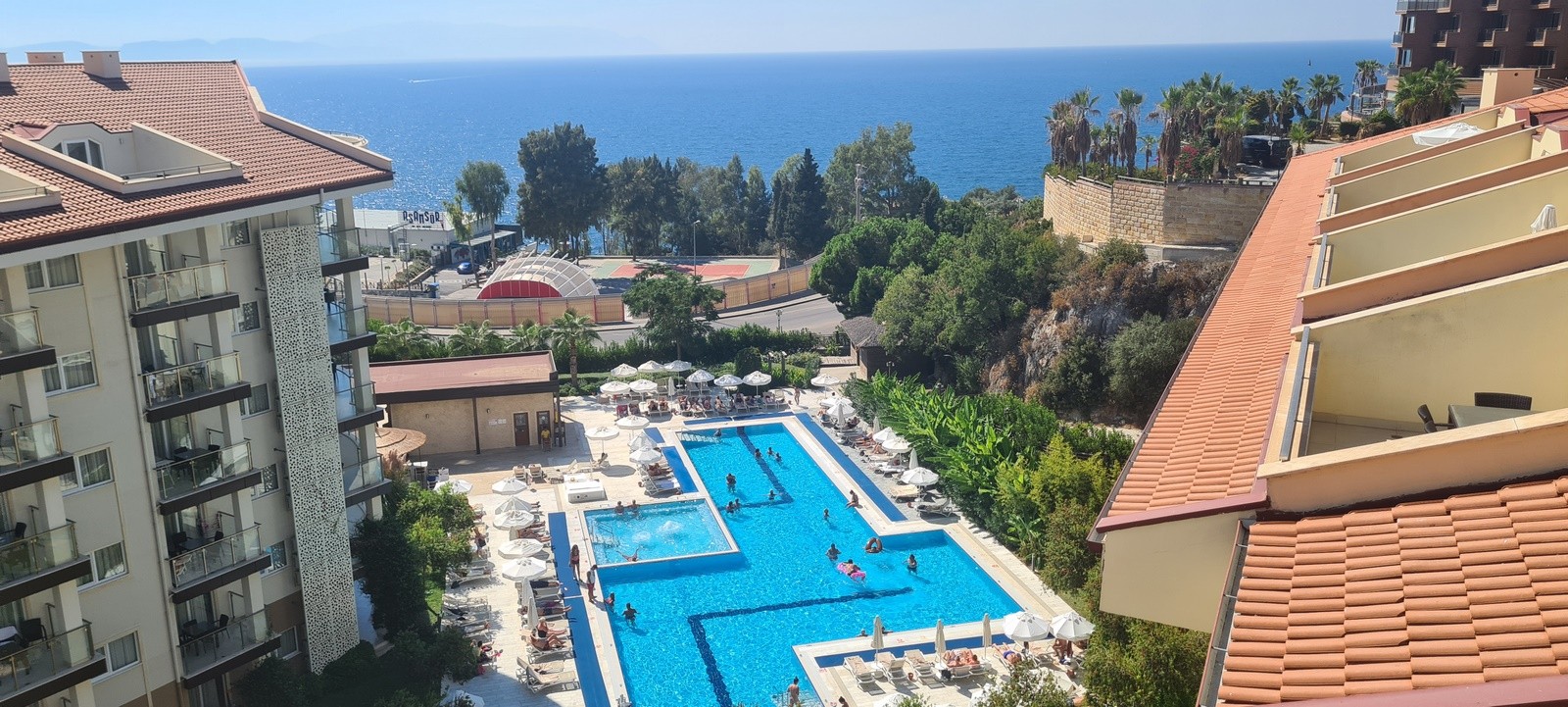 Luxury Furnished 3 Bed Unit in Beachfront Project Kusadasi