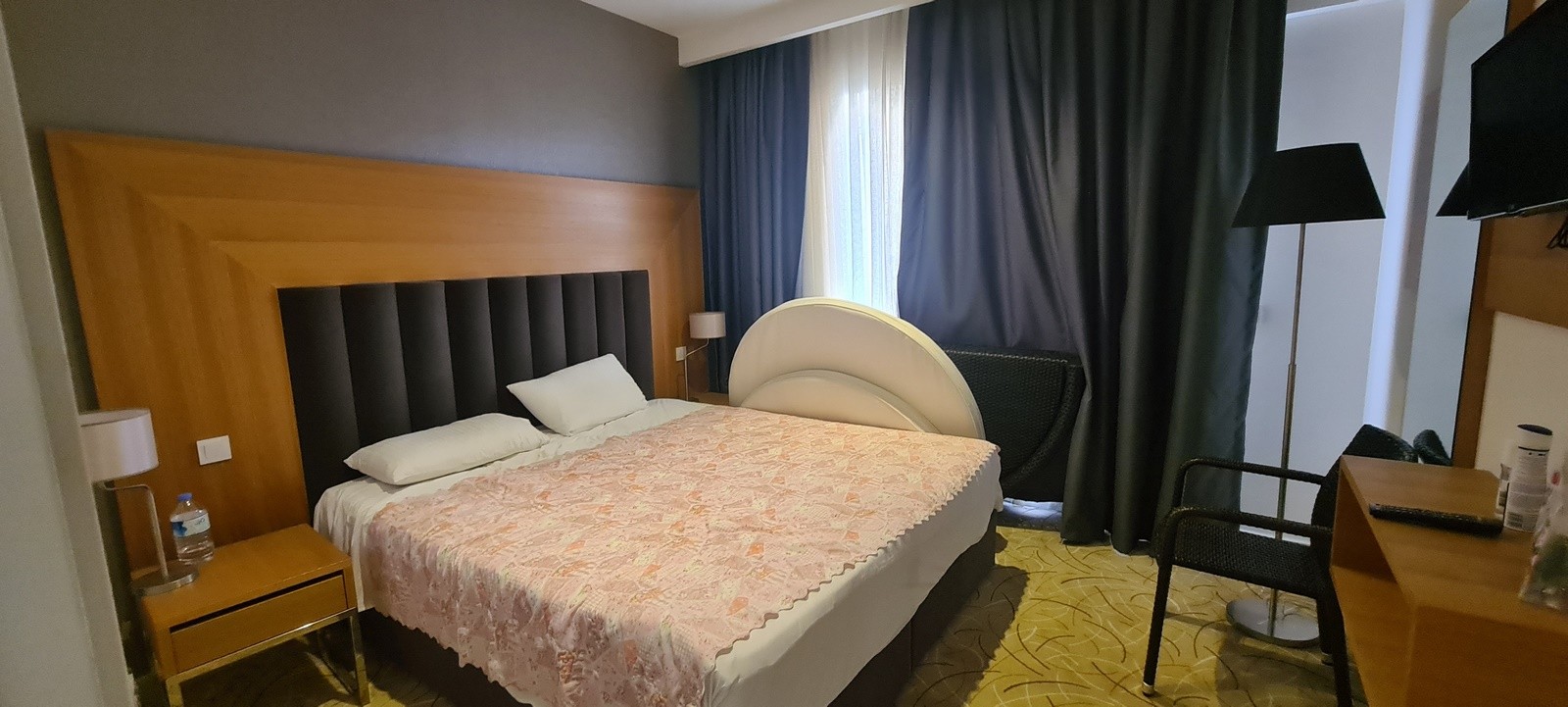 Luxury Furnished 3 Bed Unit in Beachfront Project Kusadasi