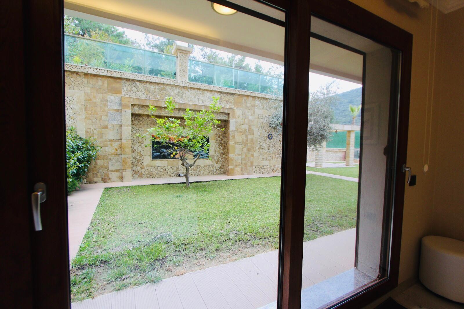 4 Bed 250m2 Apartment in Trend Royal Residence Kusadasi for Sale