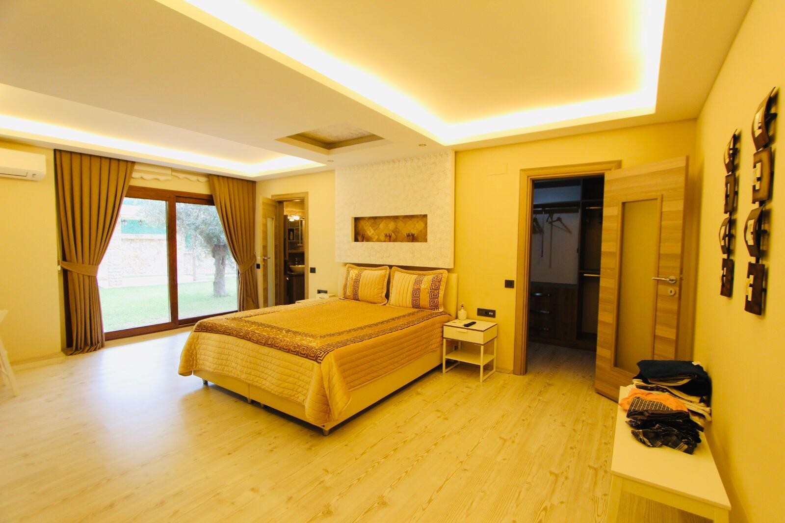 4 Bed 250m2 Apartment in Trend Royal Residence Kusadasi for Sale