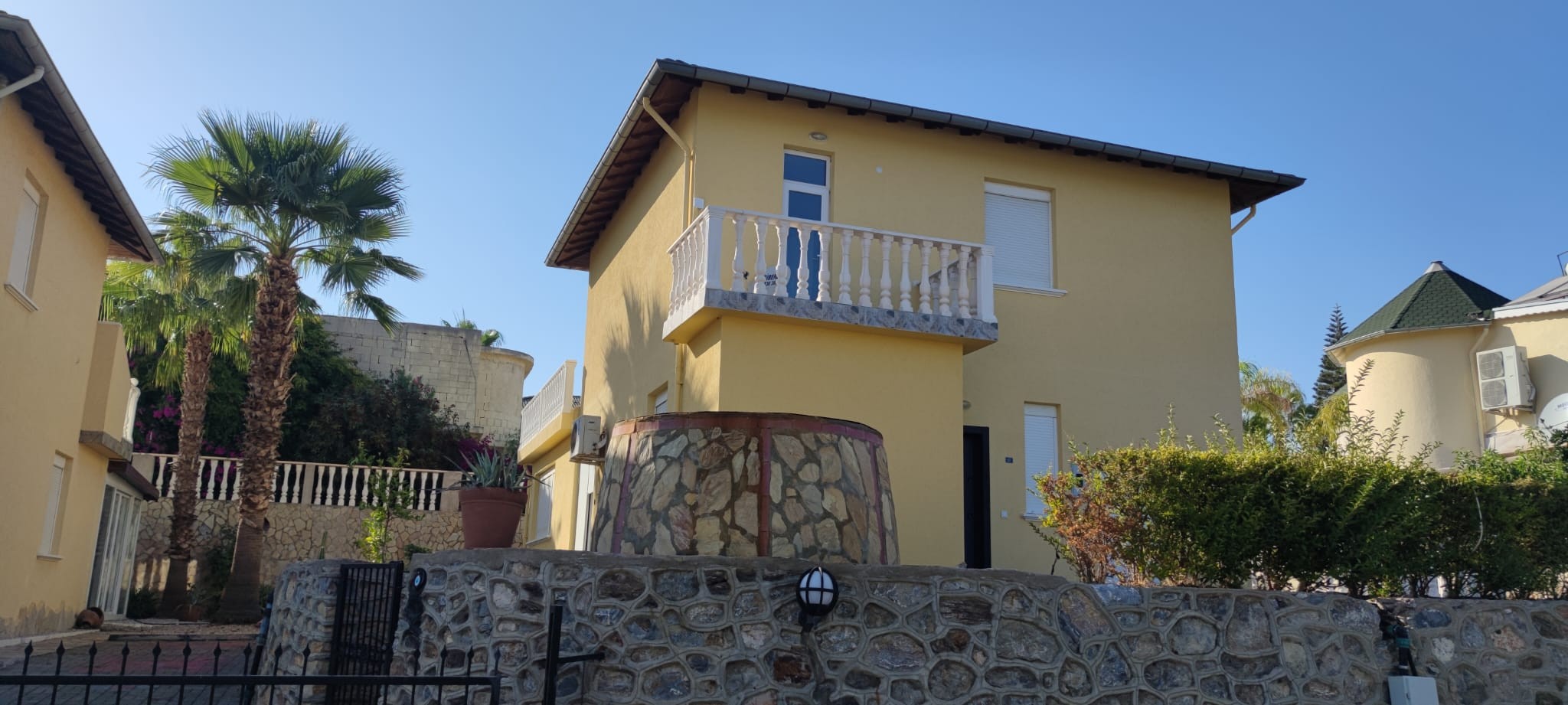 Villa for sale