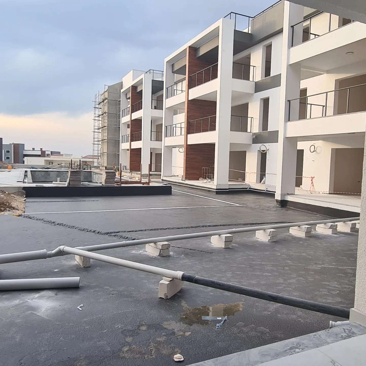 LADIES BEACH BRAND NEW LUX RESIDENCE PROJECT CLOSE TO THE BEACH