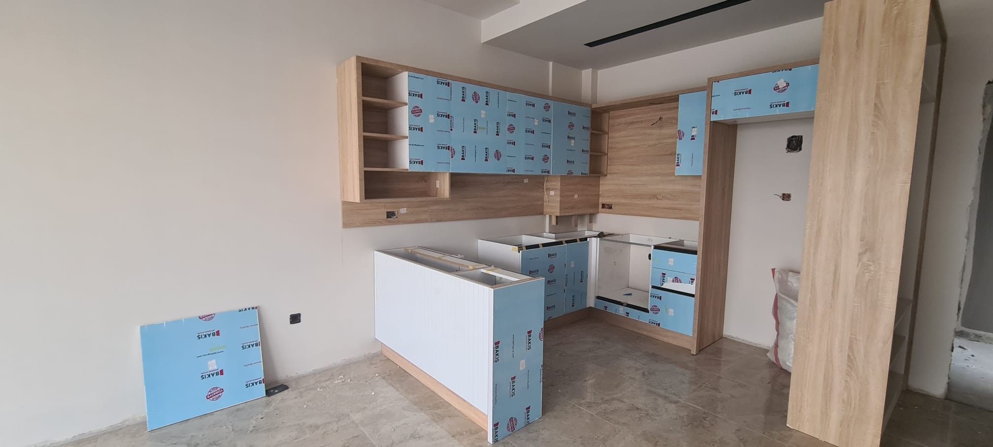 LADIES BEACH BRAND NEW LUX RESIDENCE PROJECT CLOSE TO THE BEACH
