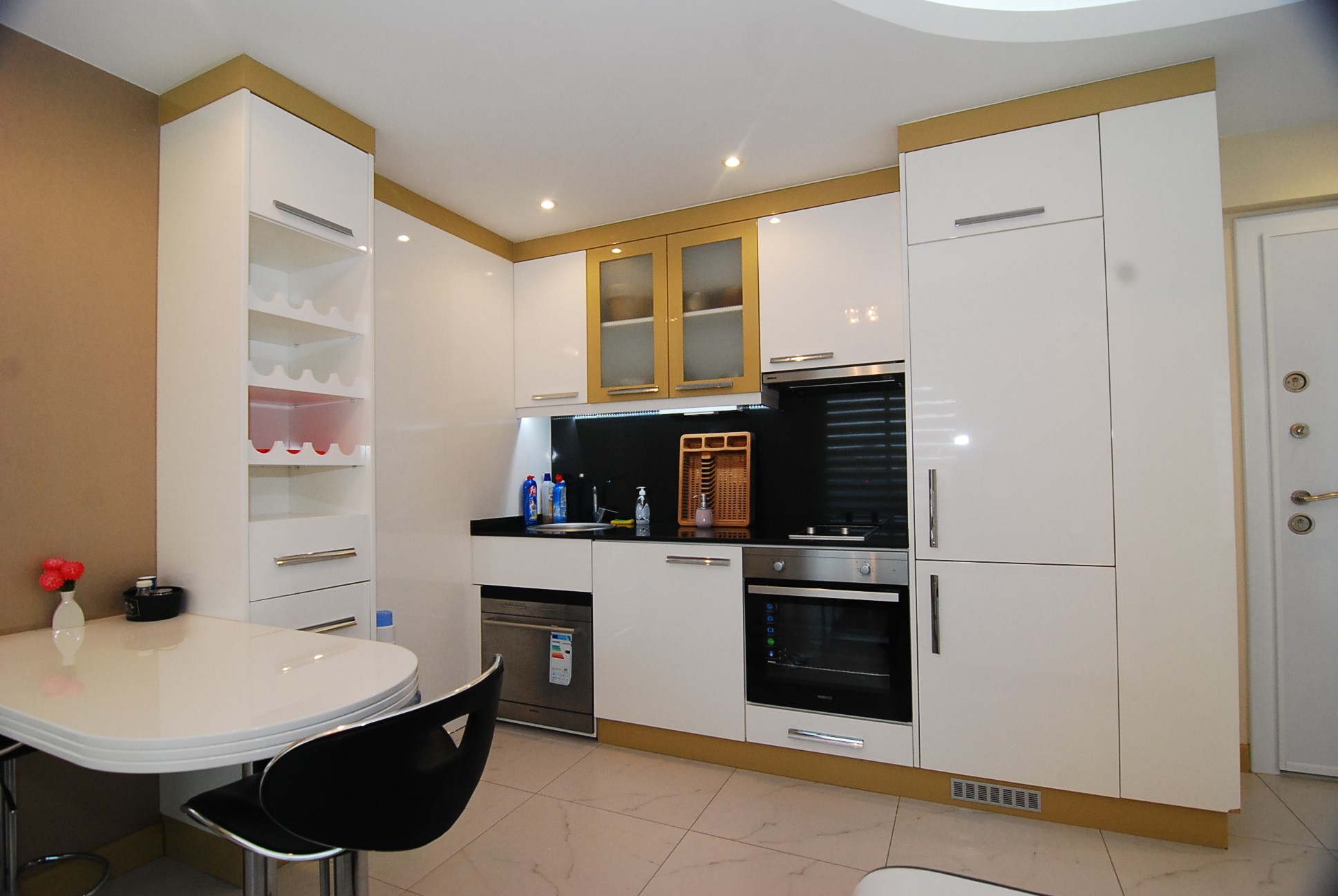 Apartment For Sale