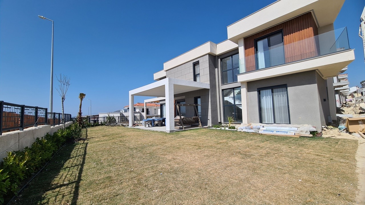 Brand New Detached Villa with sea view private sauna turkish bath and cinema room in Kusadasi