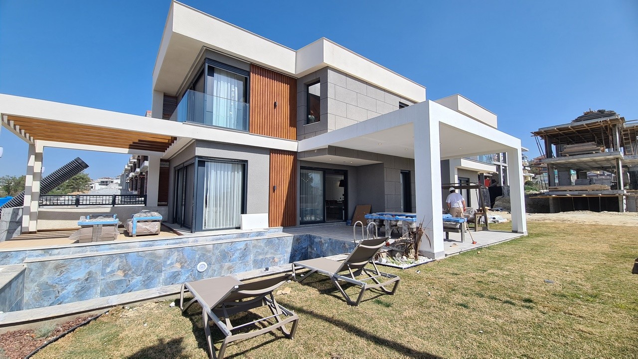 Brand New Detached Villa with sea view private sauna turkish bath and cinema room in Kusadasi