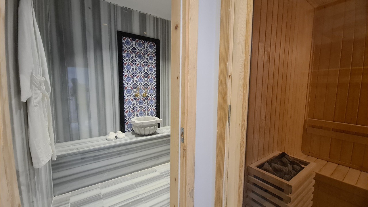 Brand New Detached Villa with sea view private sauna turkish bath and cinema room in Kusadasi