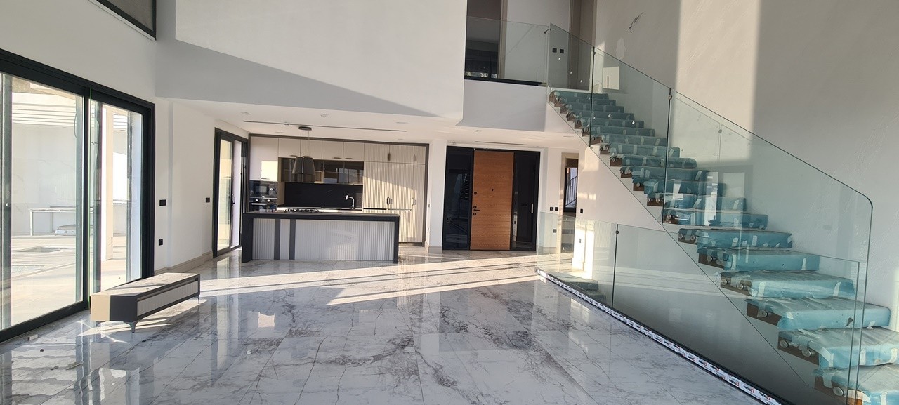 HOT OFFER ! KUSADASI MARINA PRIME LOCATION LUXURY VILLA'S PROJECT