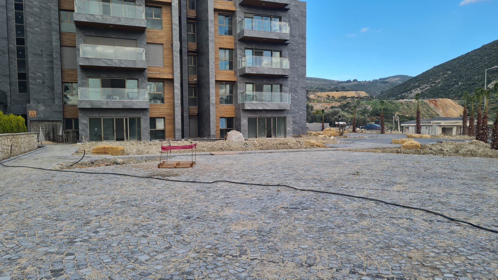 VERY LUXURY BRAND NEW RESIDENCE FOR SALE IN KUSADASI