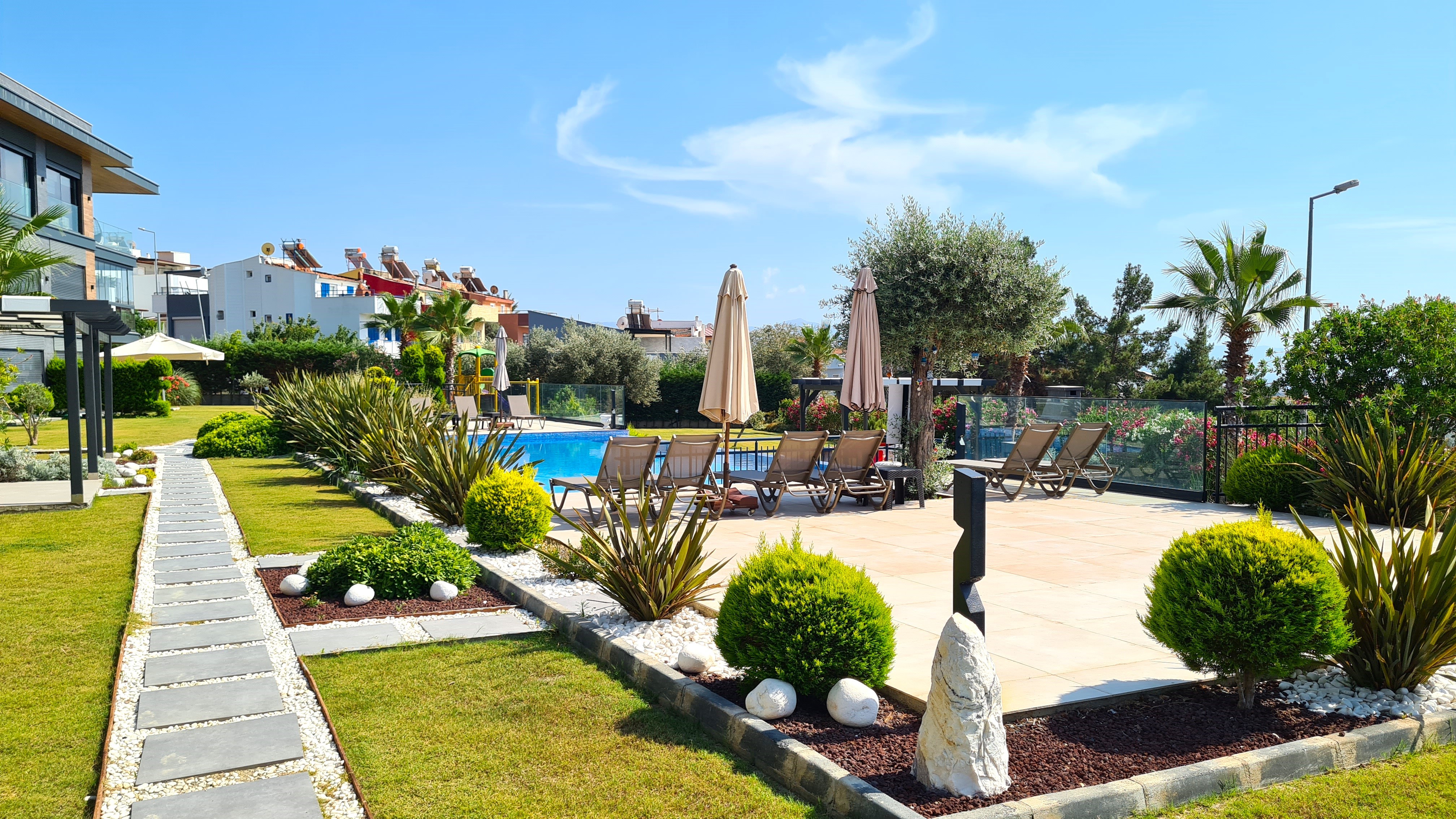 Luxury 3+1 Apartment with Full Sea View, Within Walking Distance to Ladies Beach, in a Prestigious Complex